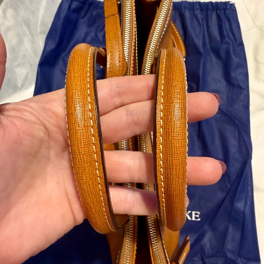 Dooney & Bourke Tan (Natural) Leather Tote w/matching Wallet - Picture 4 of 15